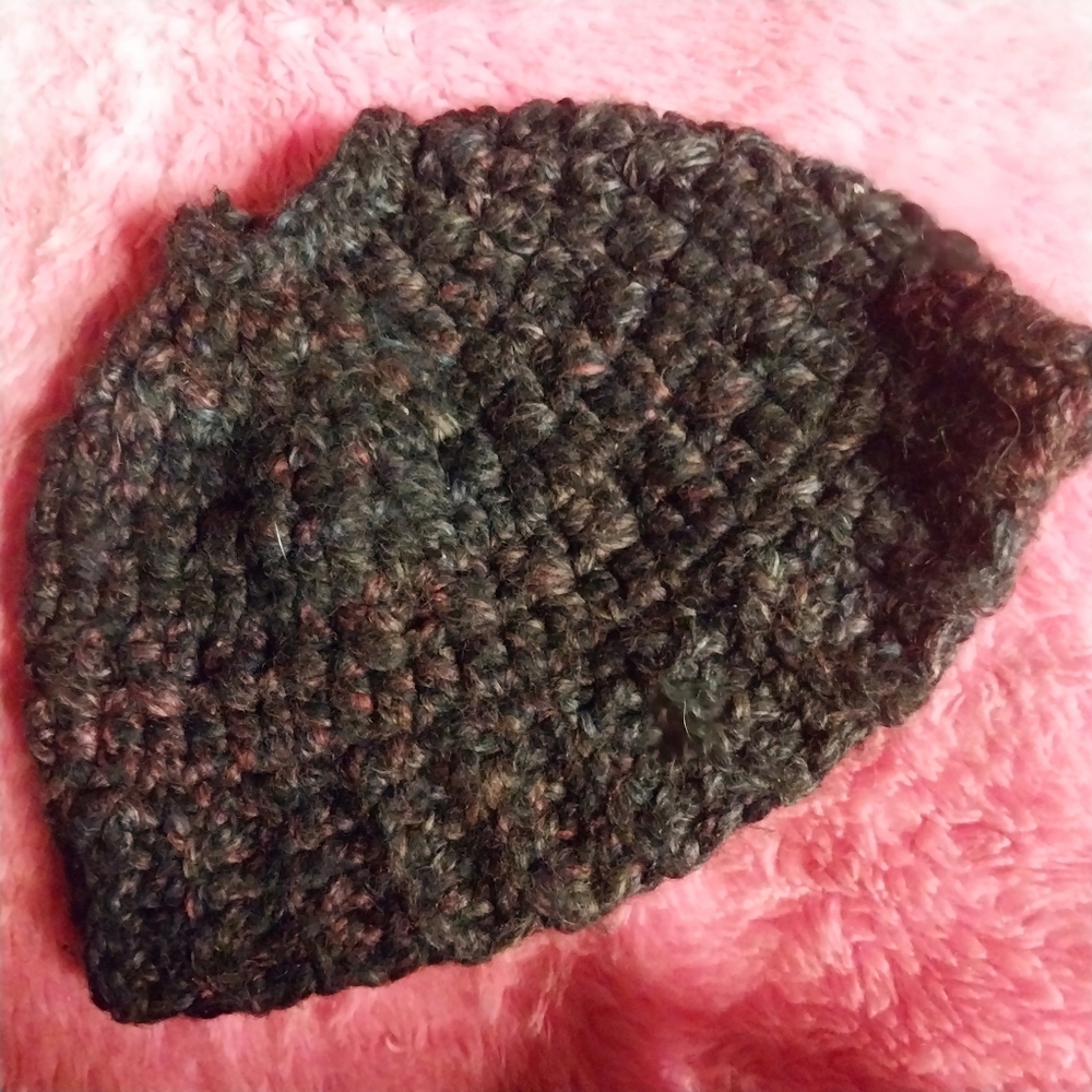 Hand knit ponytail hat